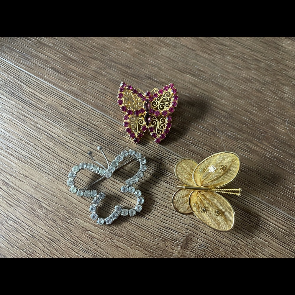Beautiful Vintage Butterfly Brooch Bundle - Picture 6 of 12